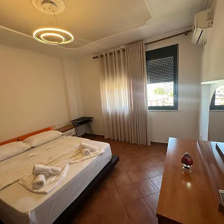Elois Center Apartment Tirana